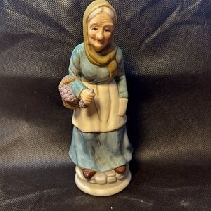 Vintage Homco Ceramic Woman Figurine with Basket of Grapes. Collectible